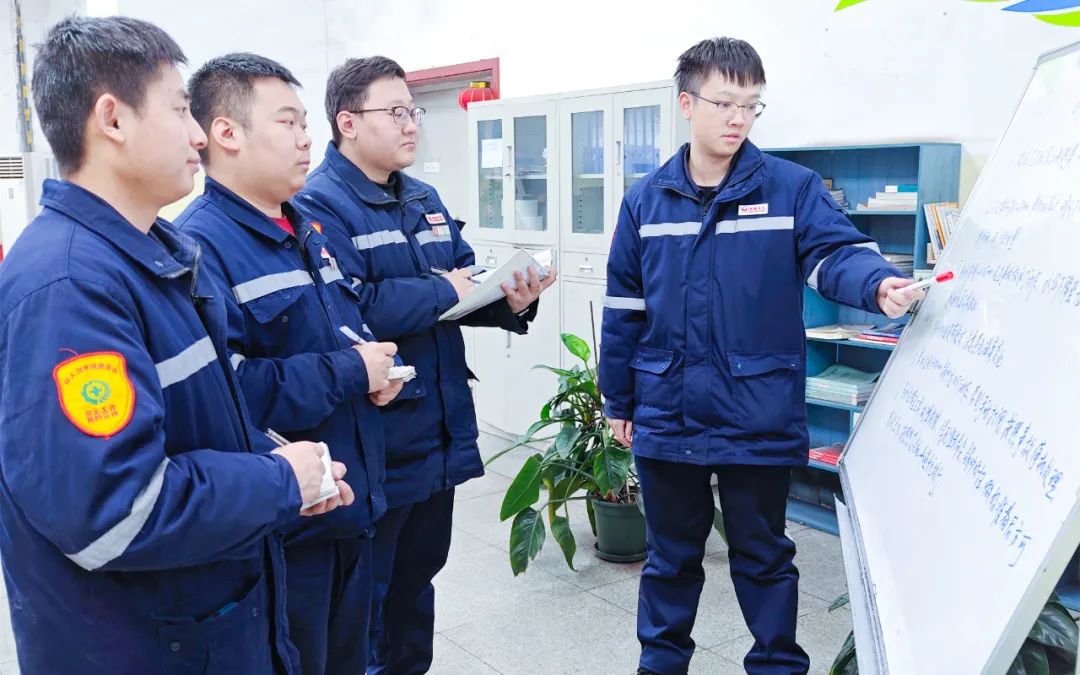 新疆宜化熱電分廠發(fā)電三班：夯實班組基礎(chǔ)，推進(jìn)自主管理(圖3)