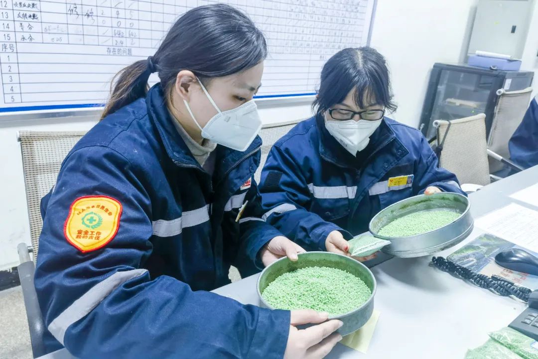 再添新成員！股份公司聚谷氨酸二銨成功下線(圖3)