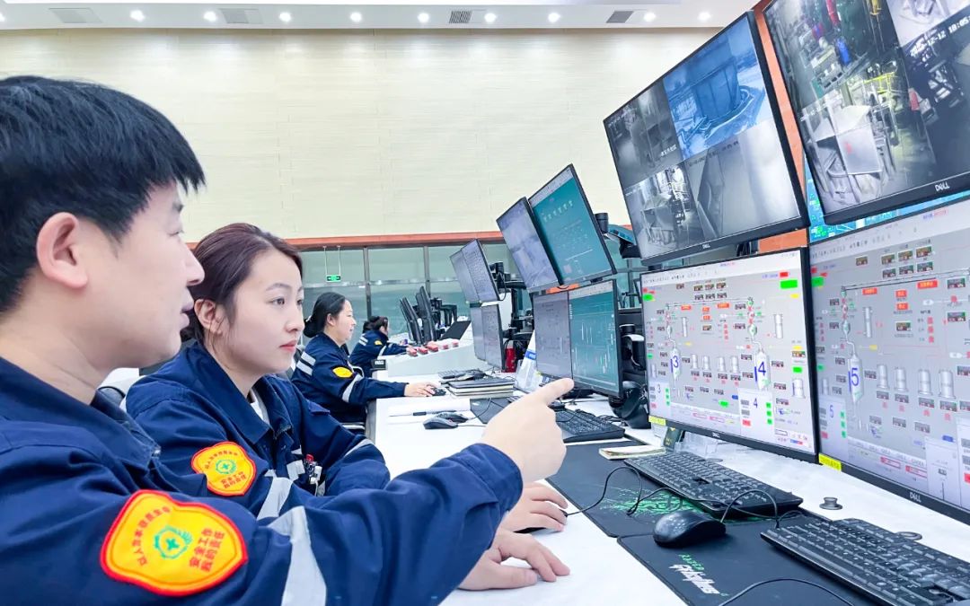 新疆宜化乙炔車(chē)間運(yùn)行一班：立足崗位強(qiáng)技能，凝心聚力創(chuàng)佳績(jī)(圖4)