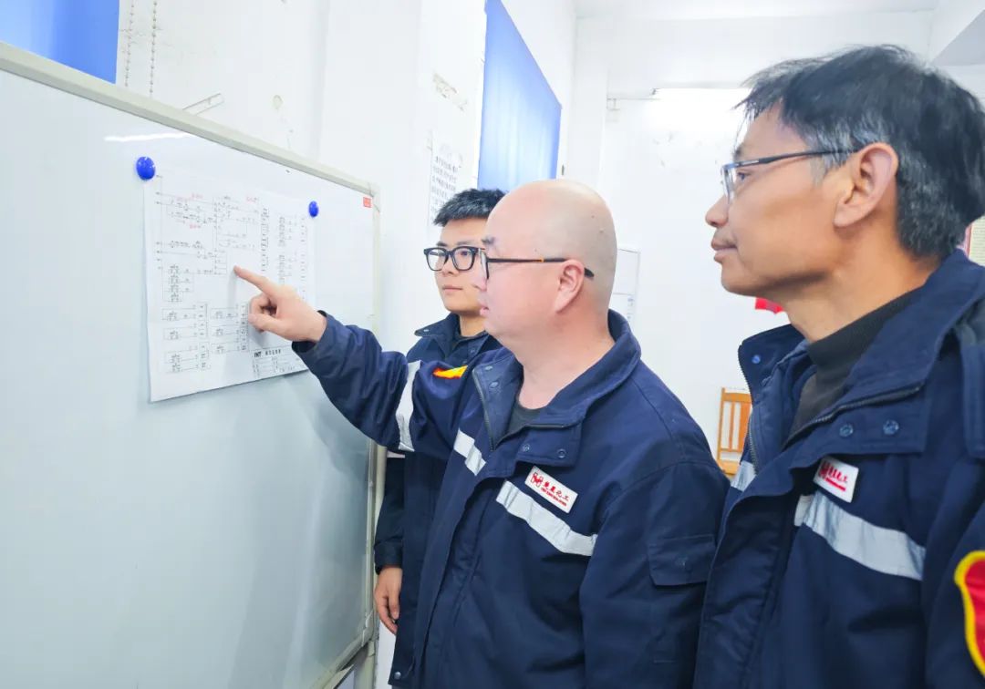 楚星公司電儀分廠：夯實基礎管理，護航生產(chǎn)安穩(wěn)運行(圖3)